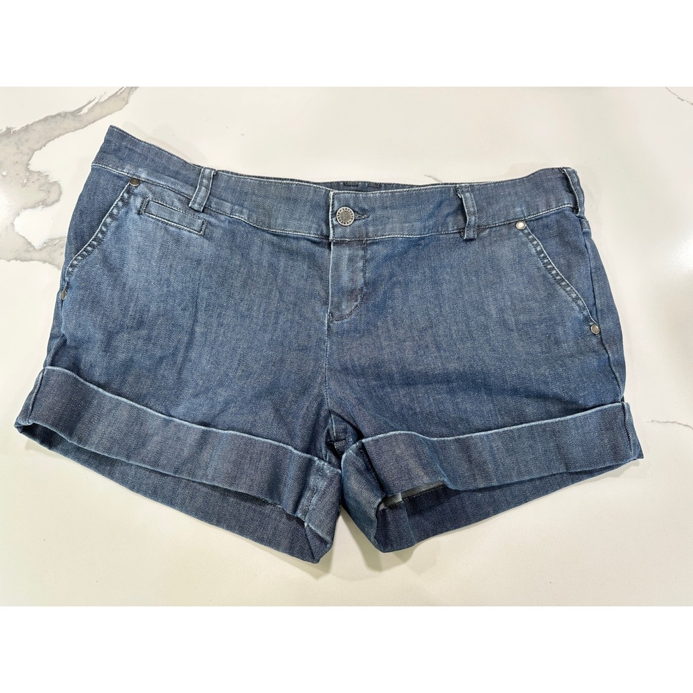 Lacoste Denim Shorts Cuffed Hem Pockets Blue‎ Jean Shorts Size 44
